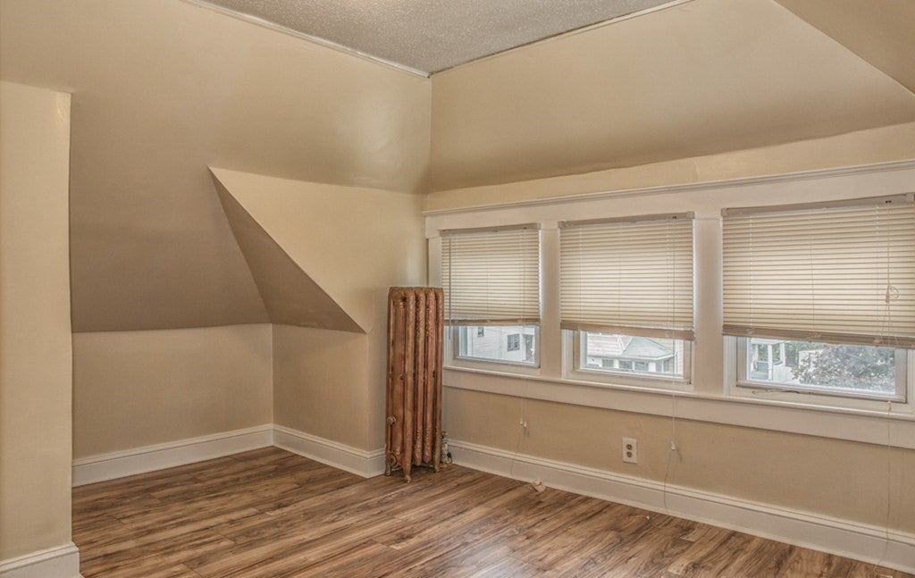 30 Santa Barbara St, Springfield, MA, 30 Santa Barbara St, Springfield, MA Photo #23