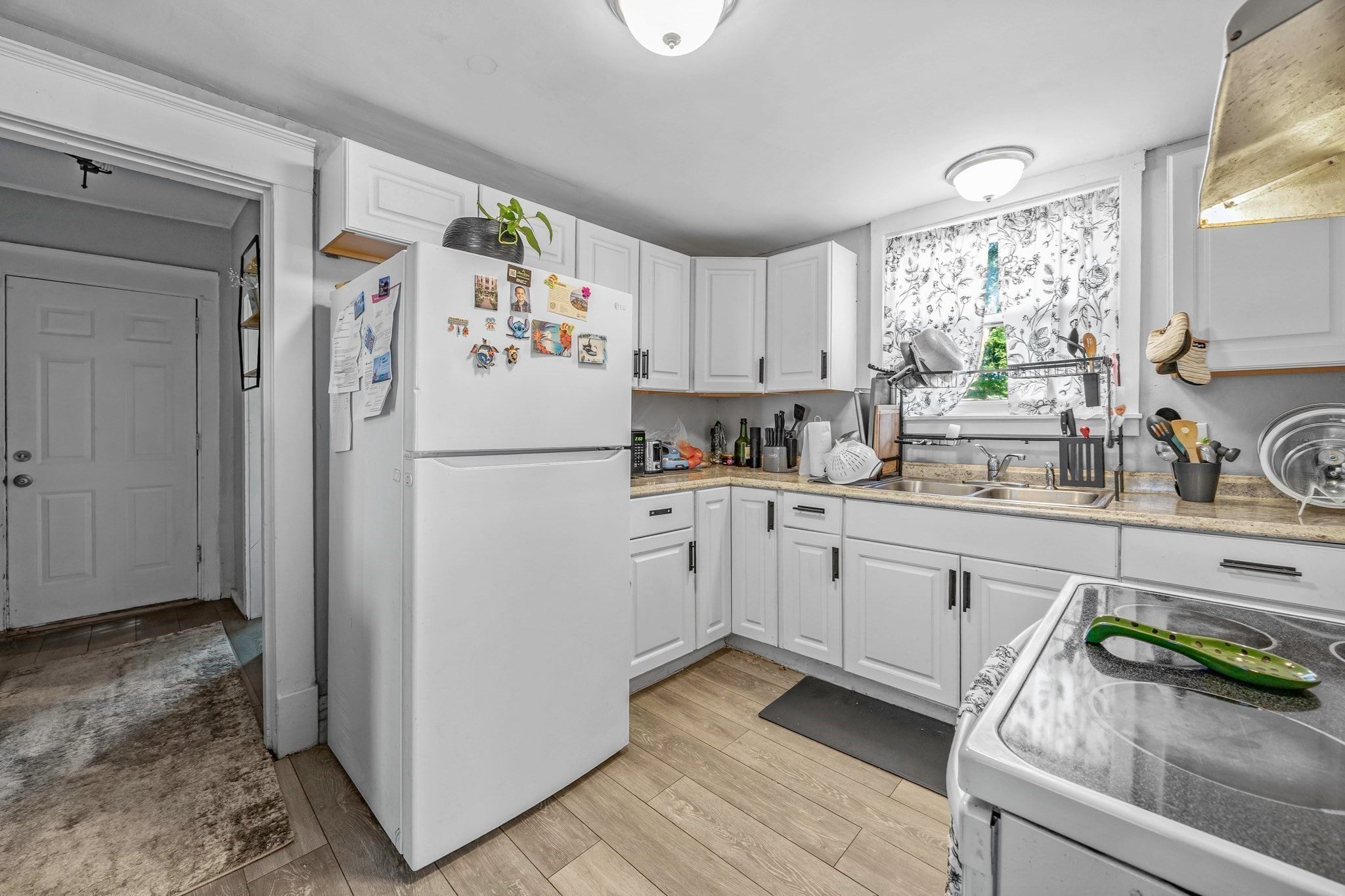 30 Santa Barbara St, Springfield, MA, 30 Santa Barbara St, Springfield, MA Photo #7