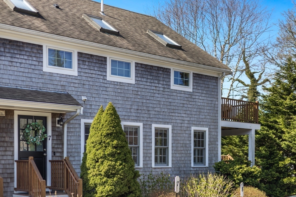 606 W Falmouth Hwy 7