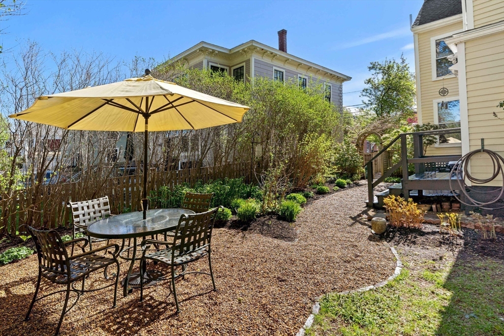 86 Federal St, Newburyport, MA Photo #2