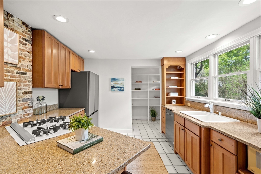 86 Federal St, Newburyport, MA Photo #18
