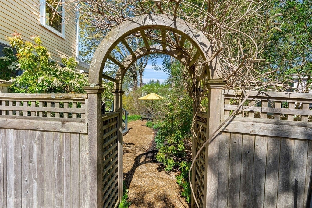 86 Federal St, Newburyport, MA Photo #36