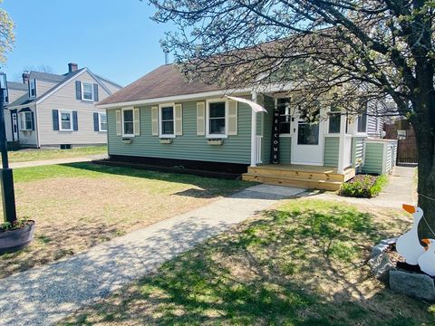 27 Saint Anns Ave Peabody MA 01960