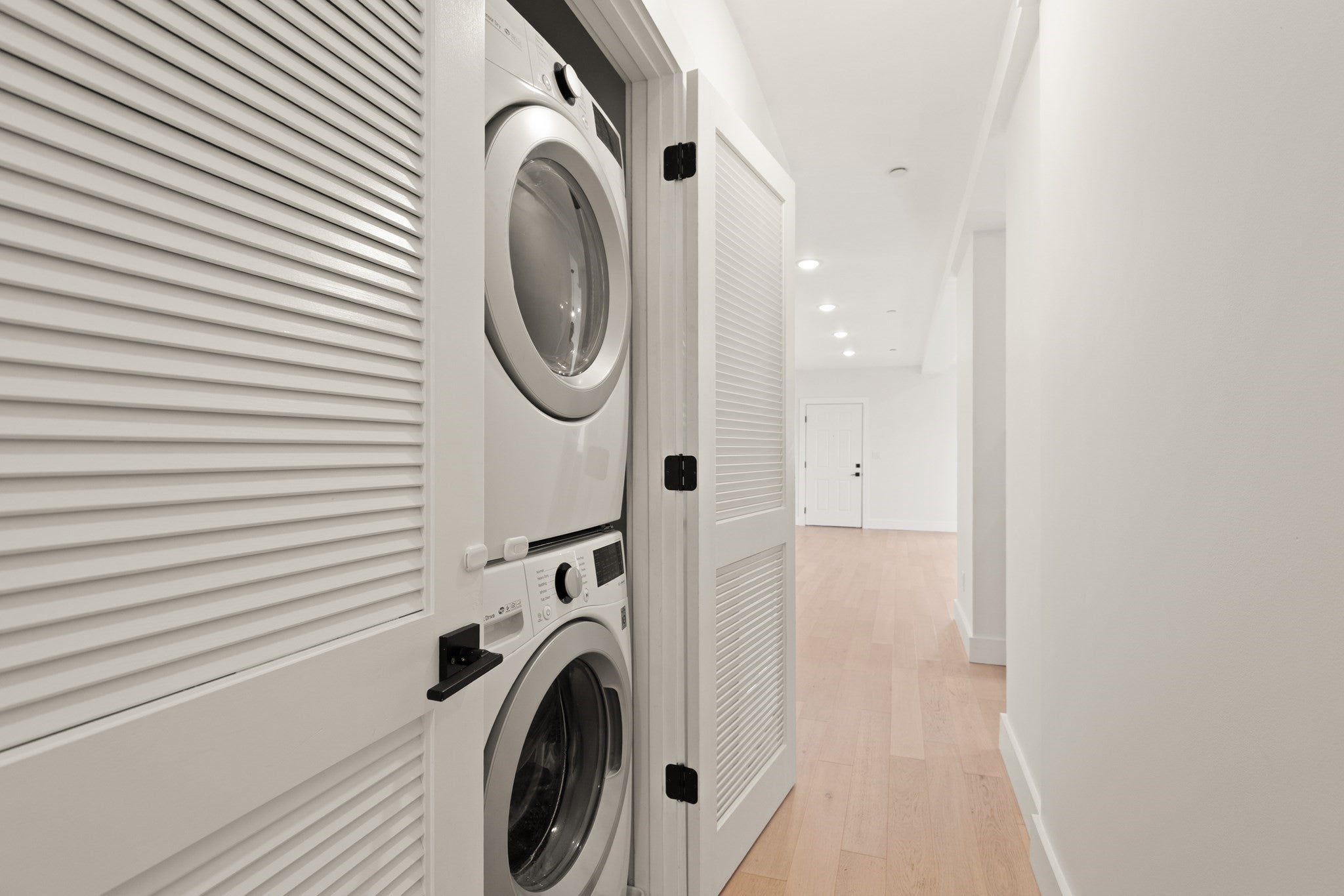 208 Spencer Ave #8, Chelsea, MA Photo #9