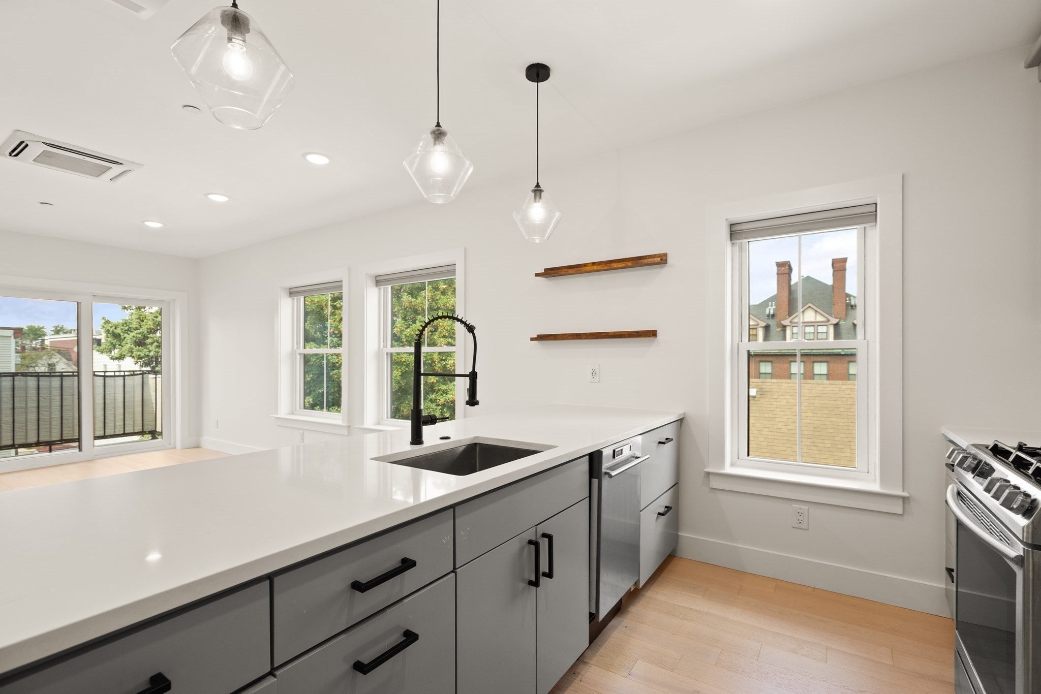 208 Spencer Ave #8, Chelsea, MA Photo #7