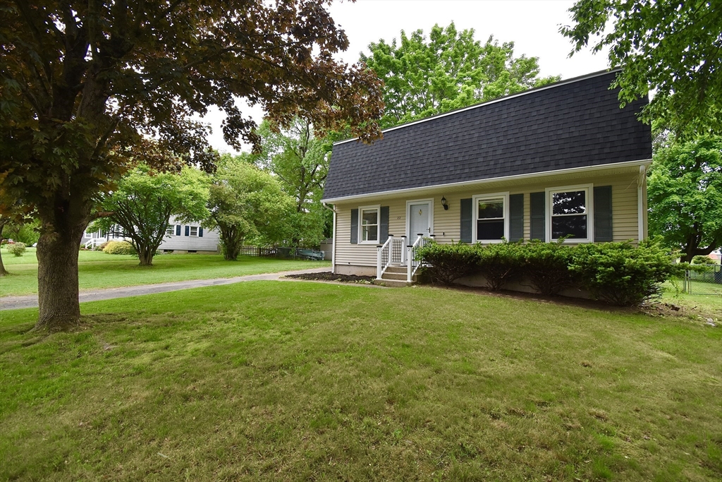 22 Hunting Ln