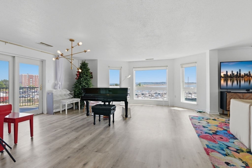 150 Lynnway 309