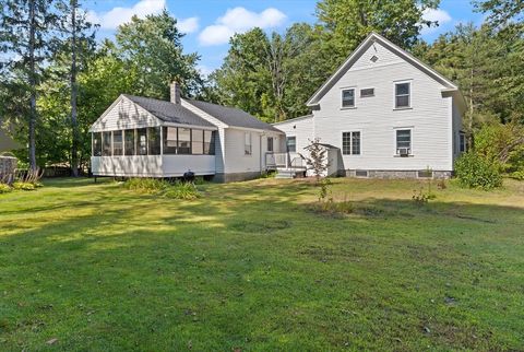 34 West St Westford MA 01886