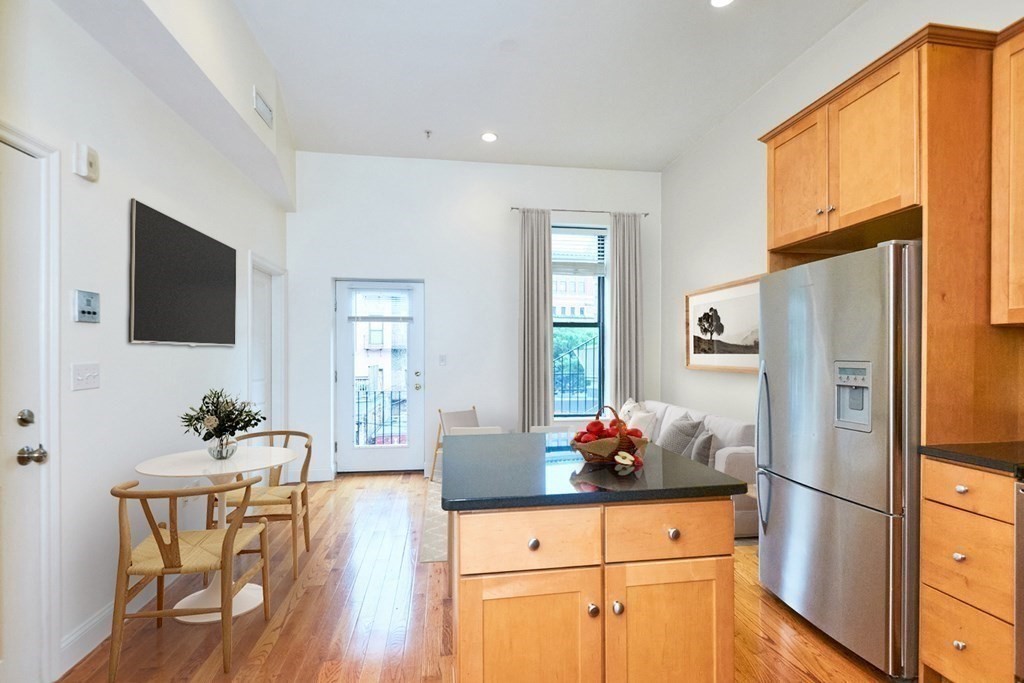 58 E Springfield Street 3