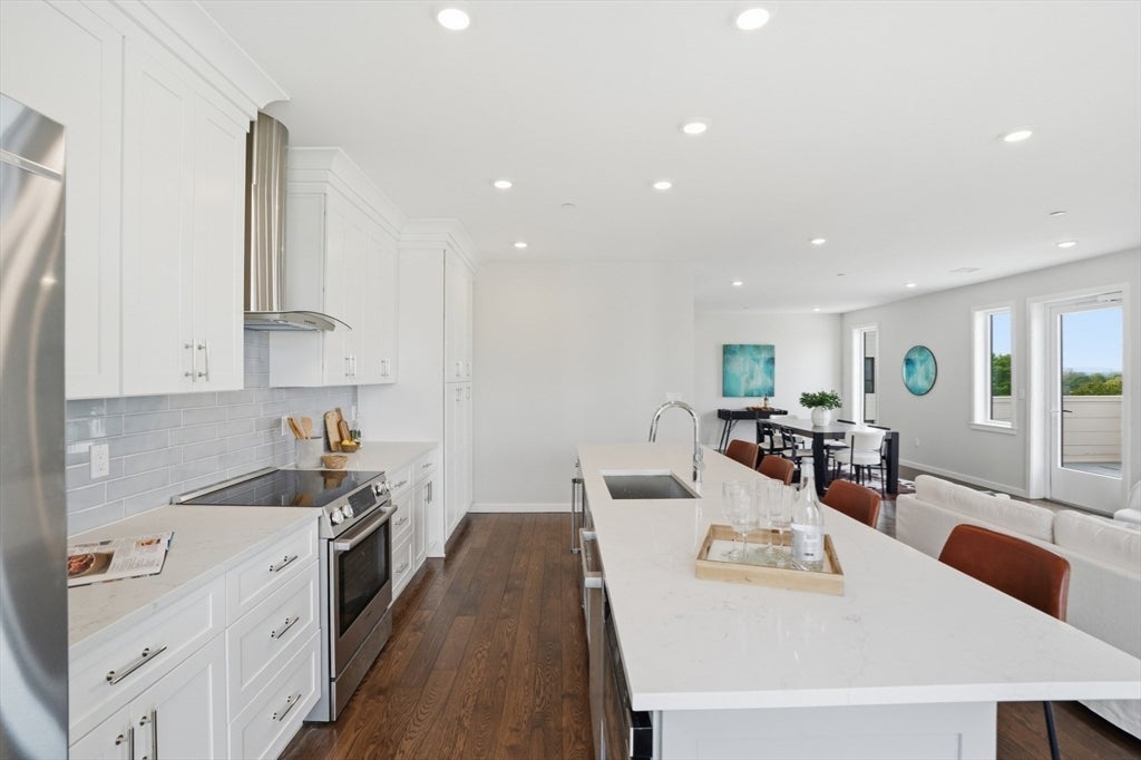267 Old Colony 501