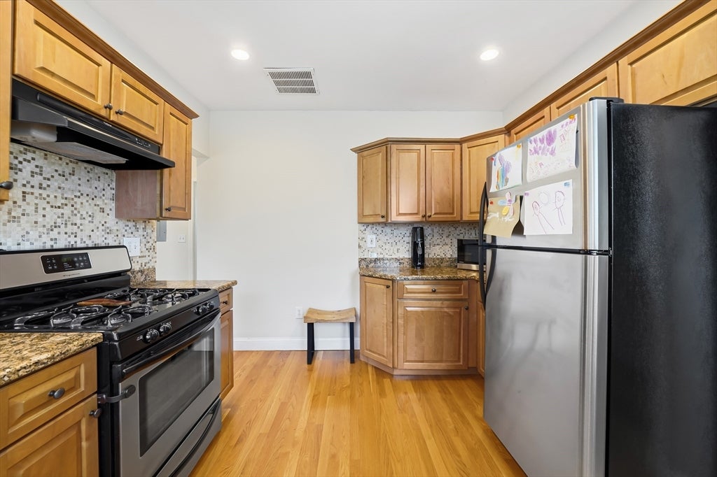 160 White St #2, Belmont, MA, 160 White St #2, Belmont, MA Photo #10