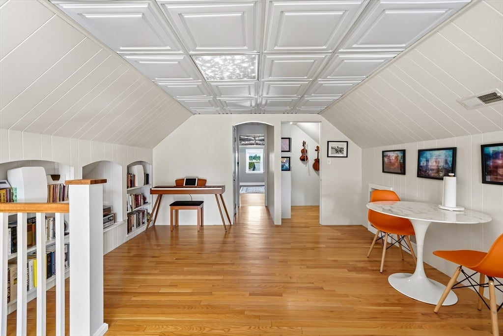 160 White St #2, Belmont, MA, 160 White St #2, Belmont, MA Photo #25