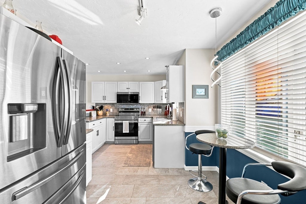 700 Shore Dr #1001, Fall River, MA Photo #8