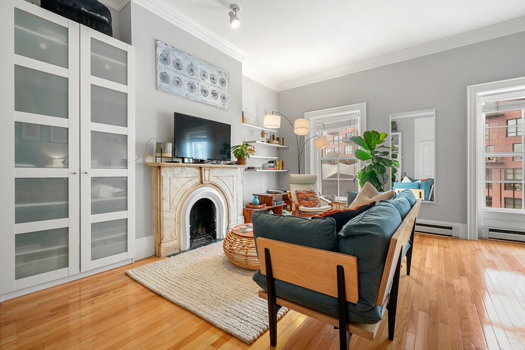 528 Tremont St 4