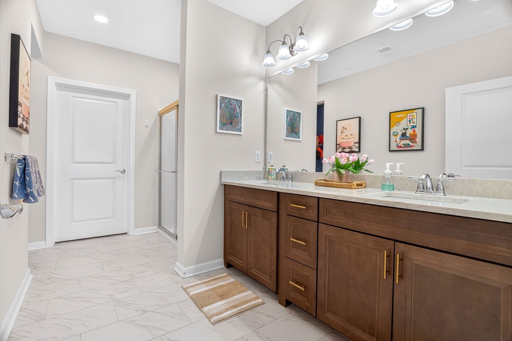 1 Codman Way #312, Westborough, MA, 1 Codman Way #312, Westborough, MA Photo #17