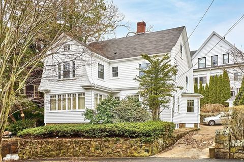 26 Walker Rd Swampscott MA 01907