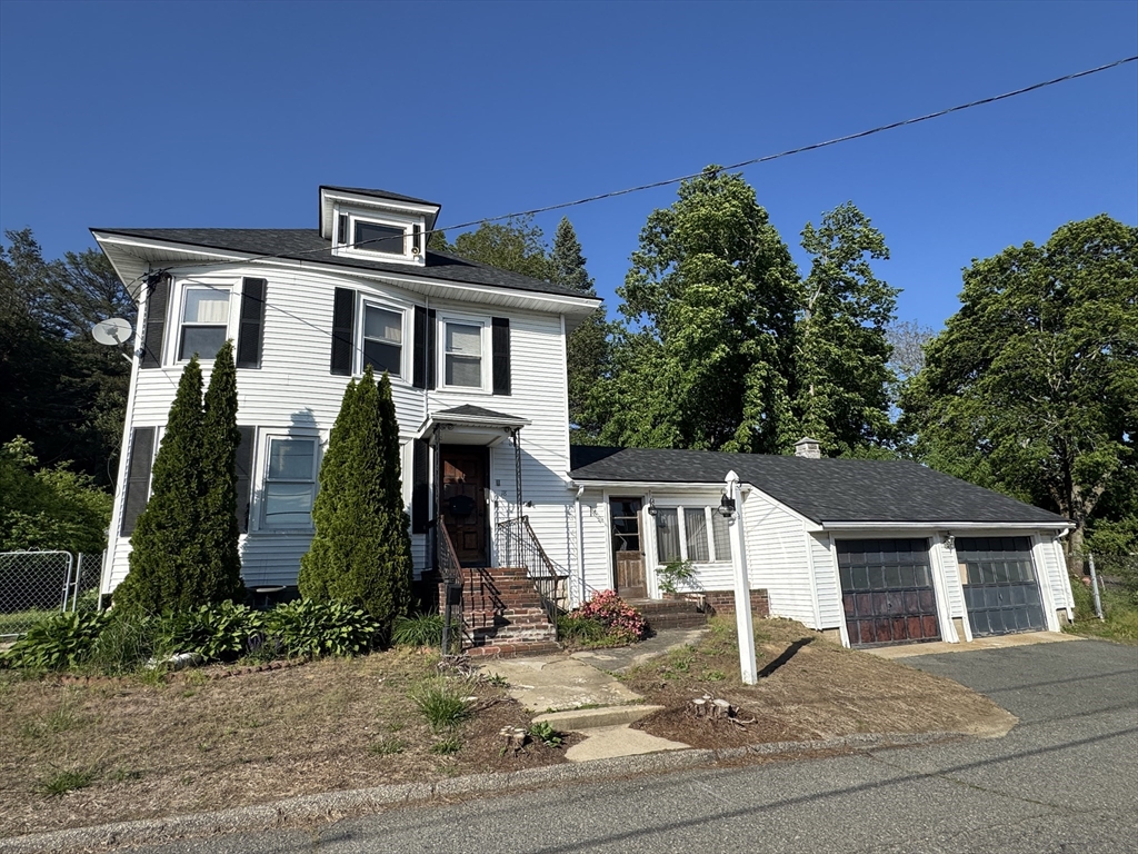 18 Buttonwoods Terrace