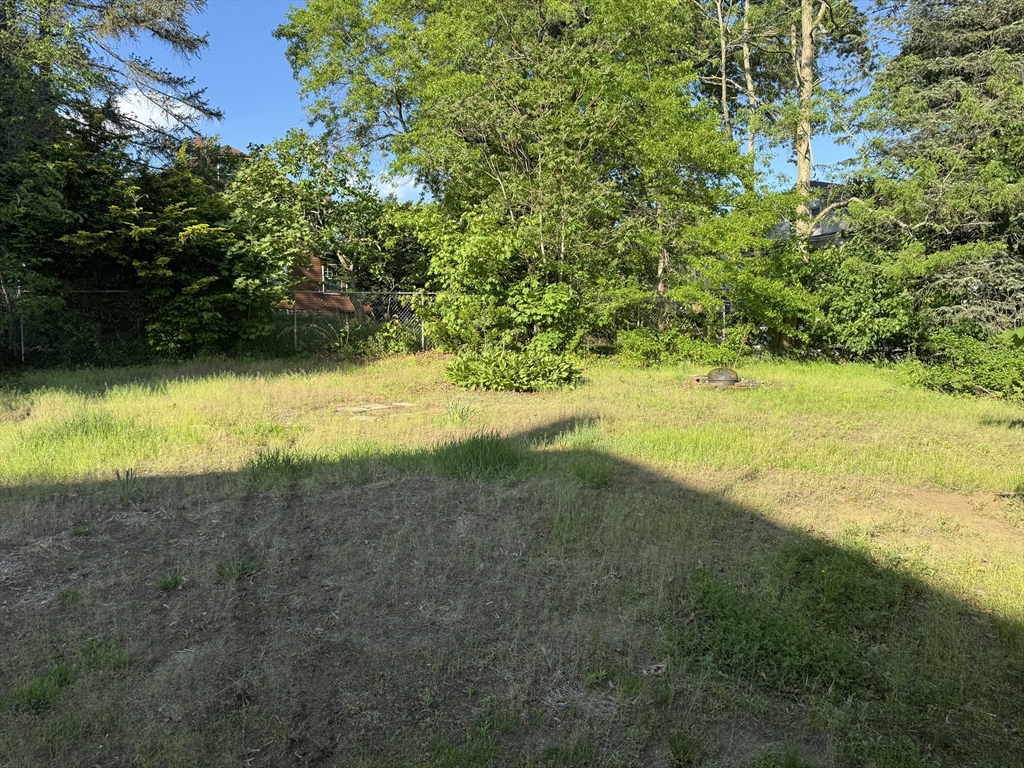 18 Buttonwoods Terrace