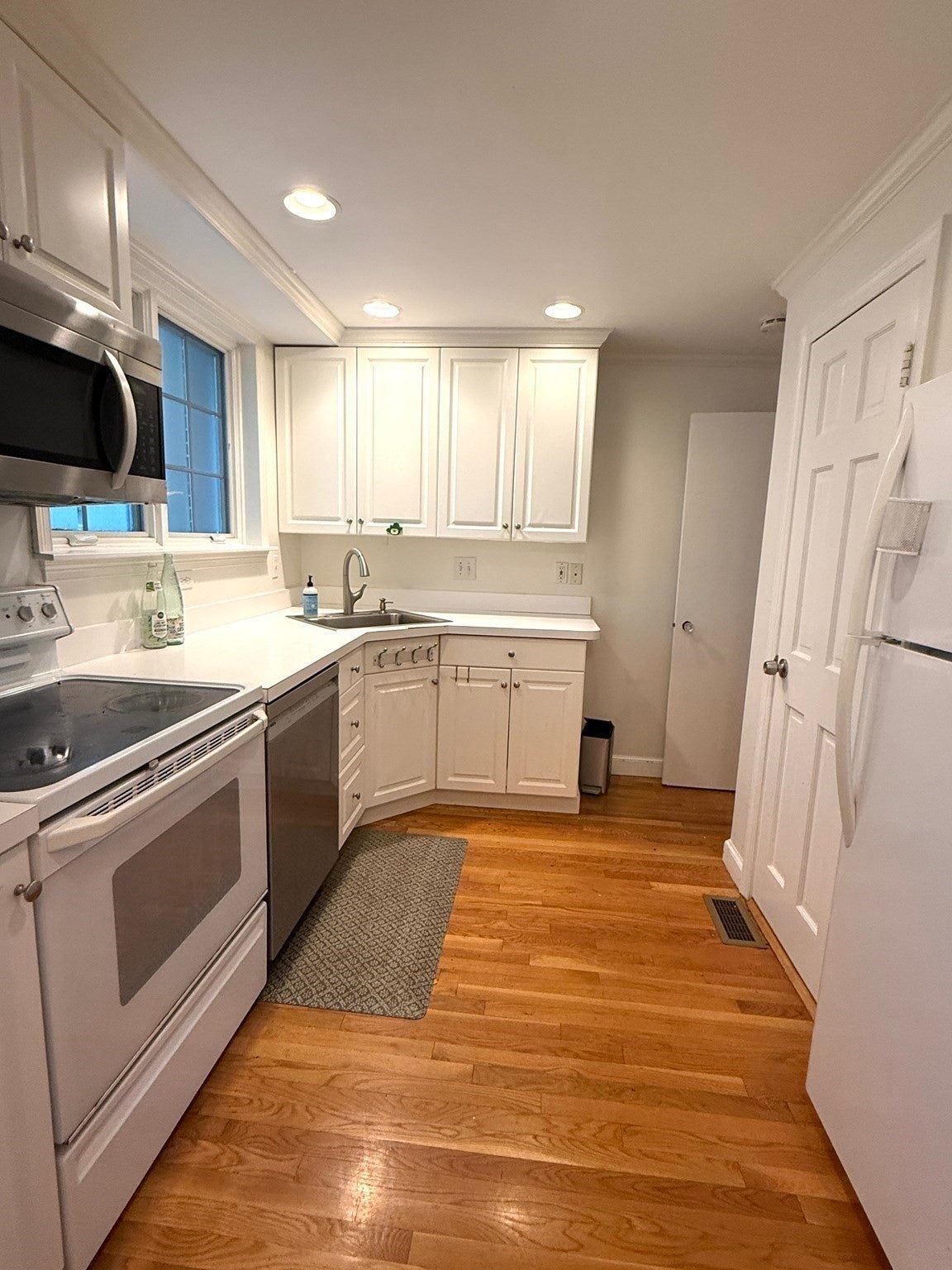 63 Linden St #1, Wellesley, MA, 63 Linden St #1, Wellesley, MA Photo #7
