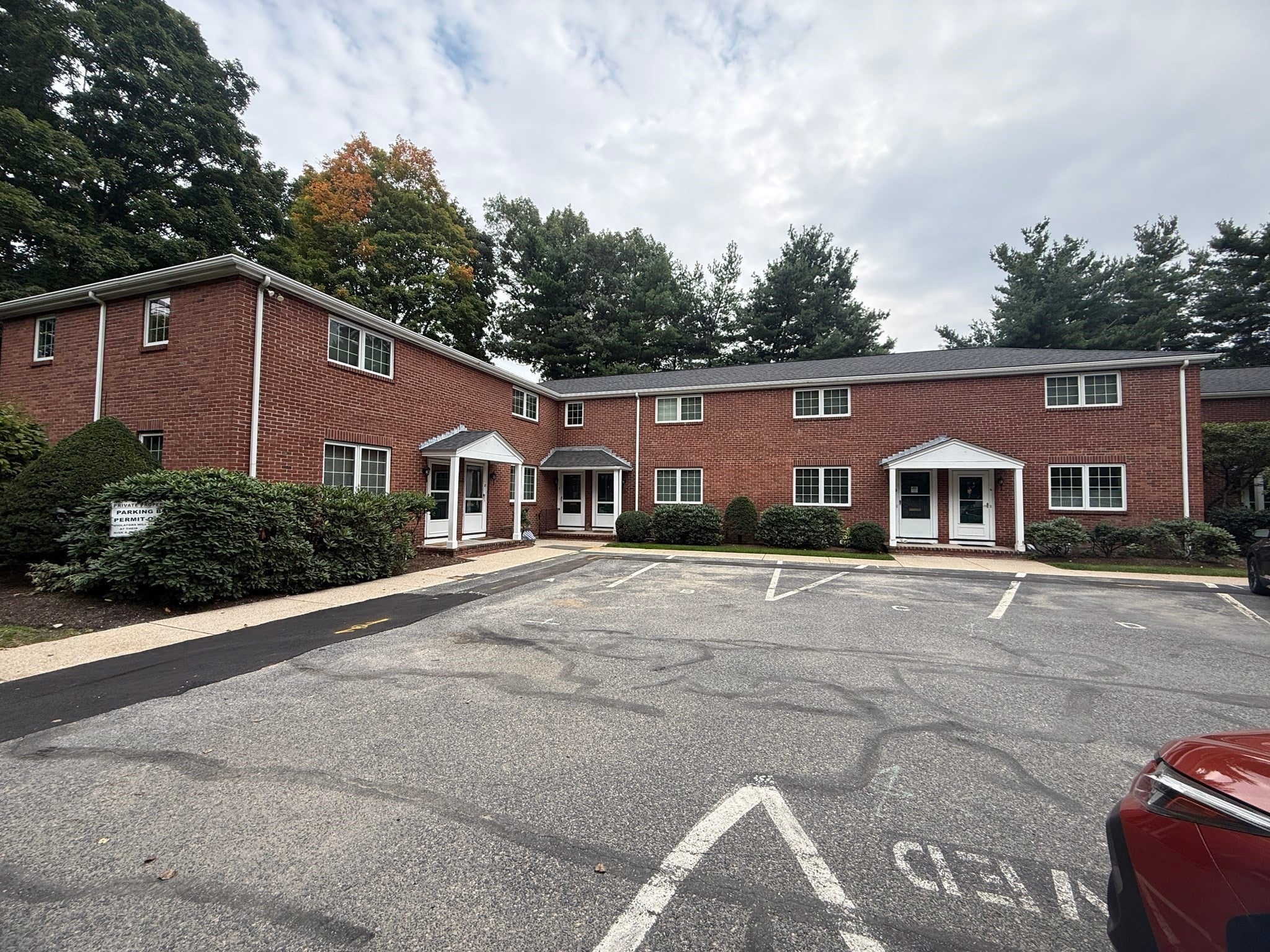 63 Linden St #1, Wellesley, MA, 63 Linden St #1, Wellesley, MA Photo #2