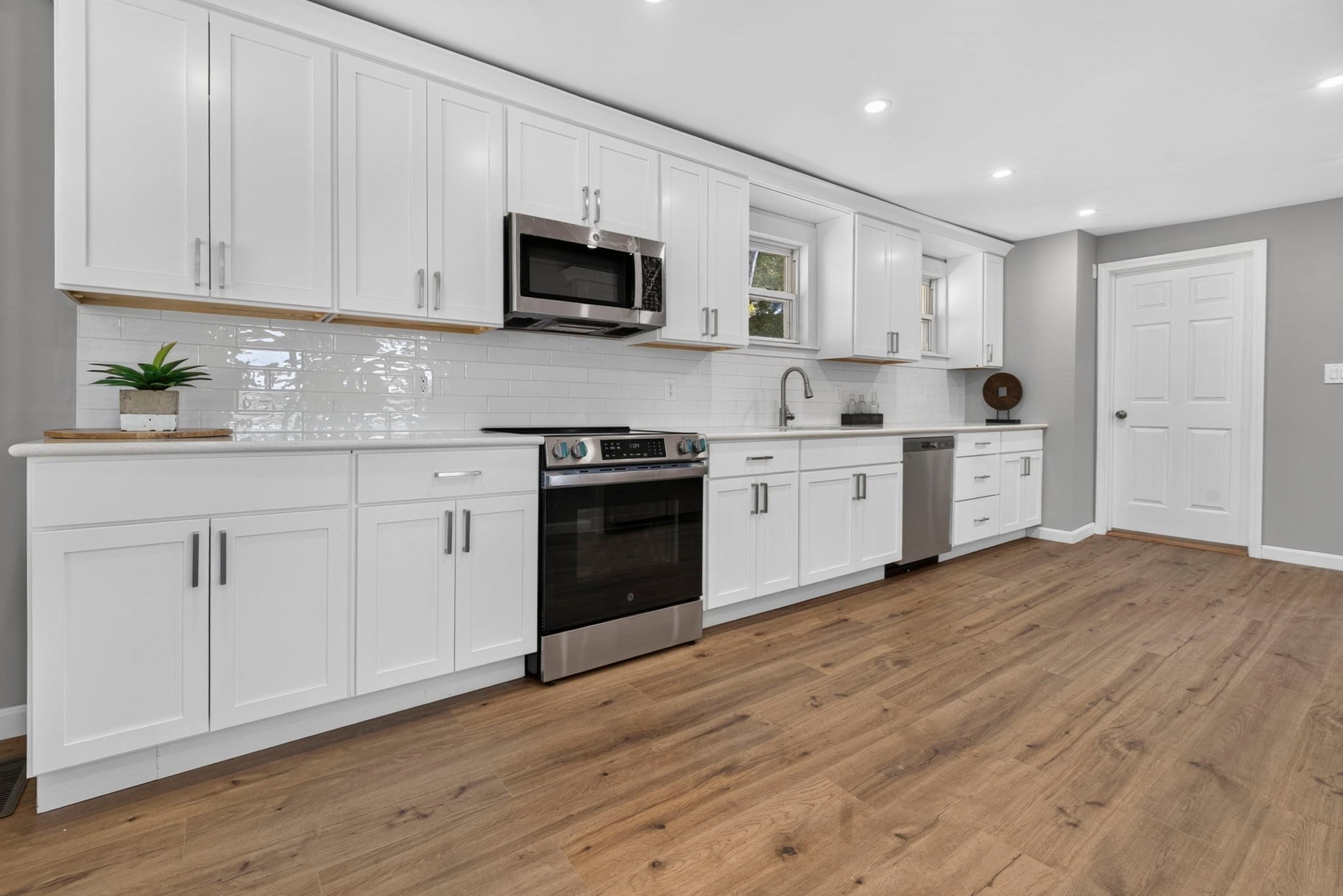 521 Northfield Rd, Hinsdale, NH Photo #7