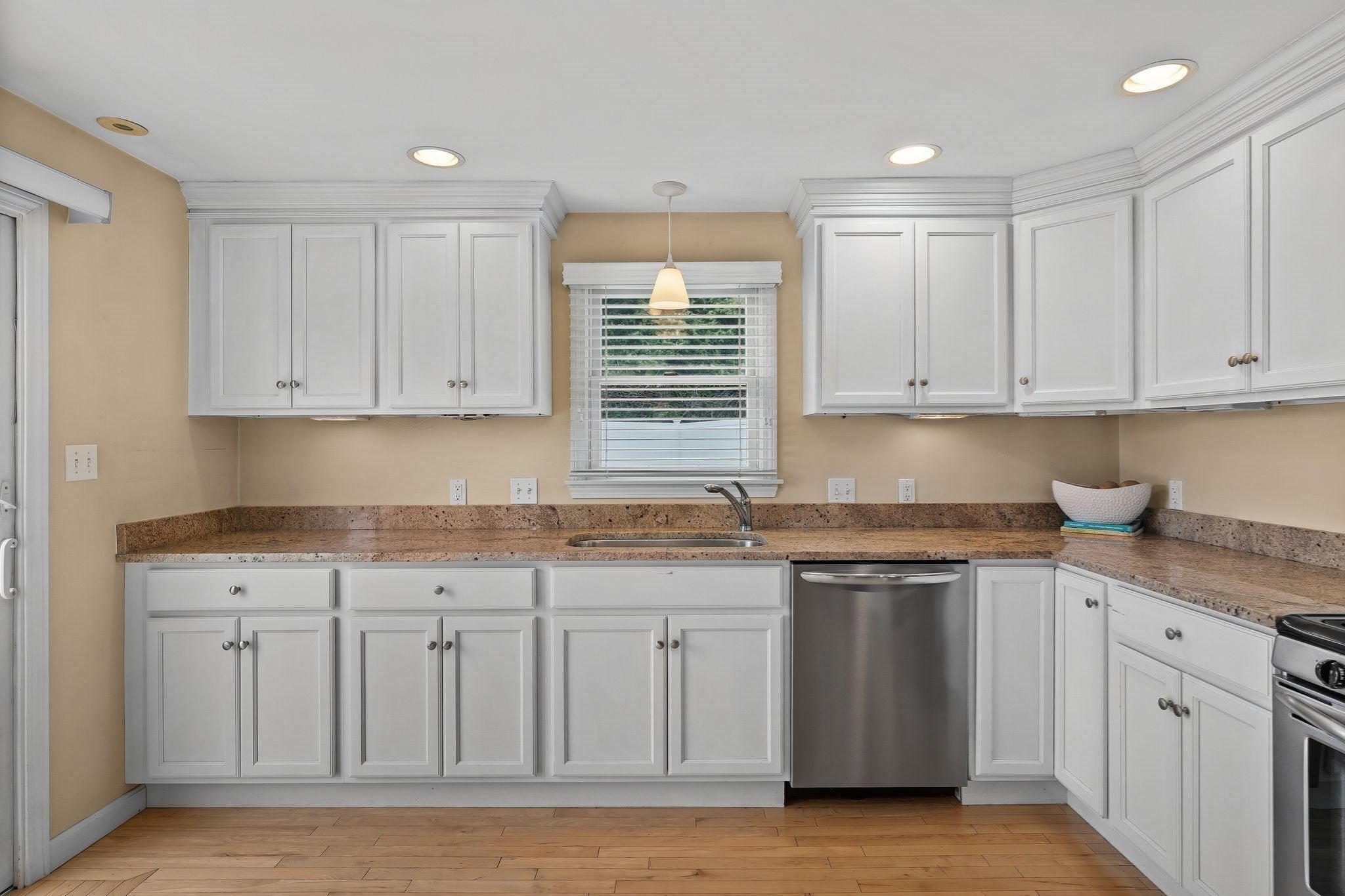 411 Newport Road, Hull, MA, 411 Newport Road, Hull, MA Photo #8