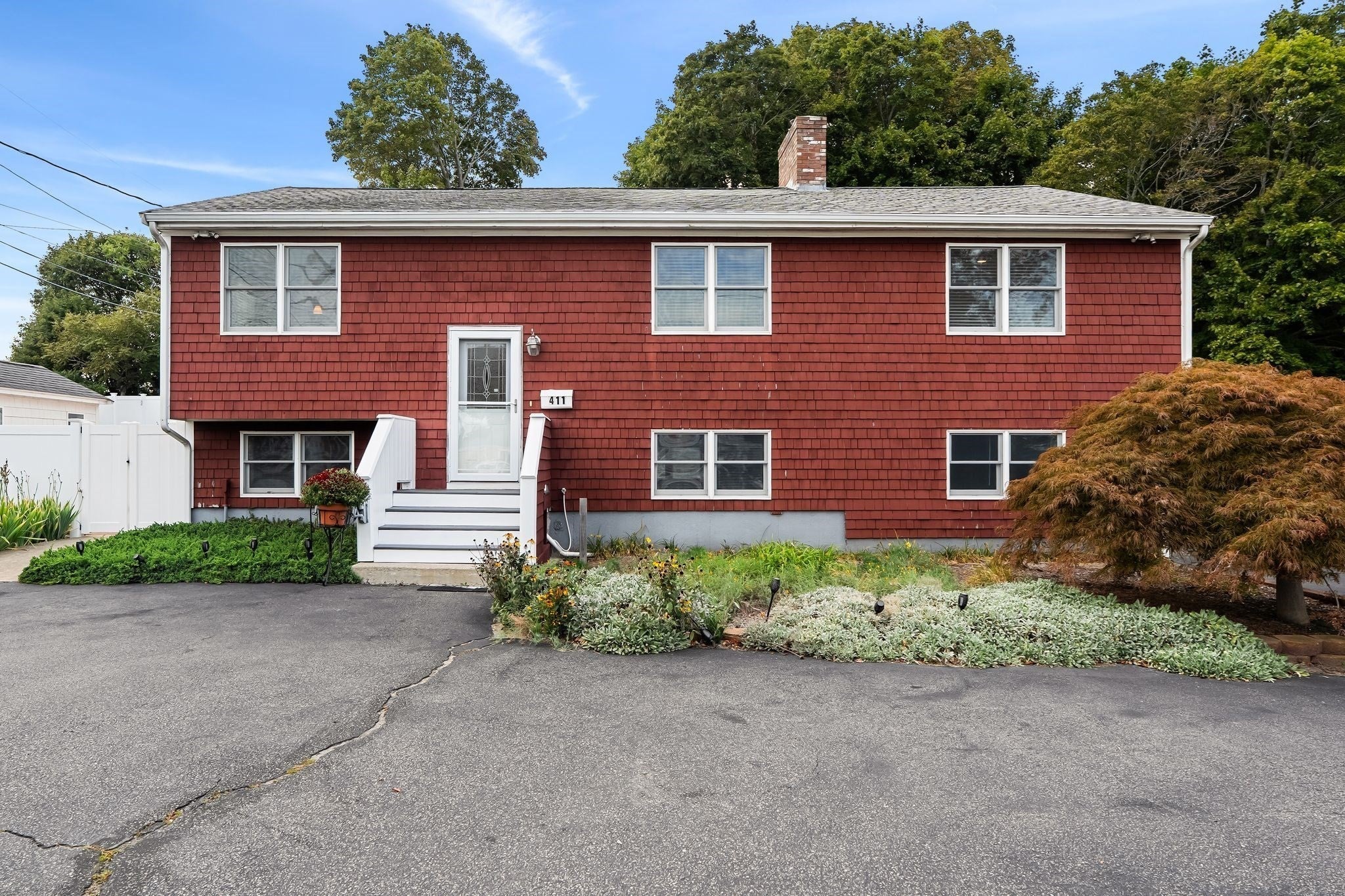 Photo: 411 Newport Road, Hull, MA