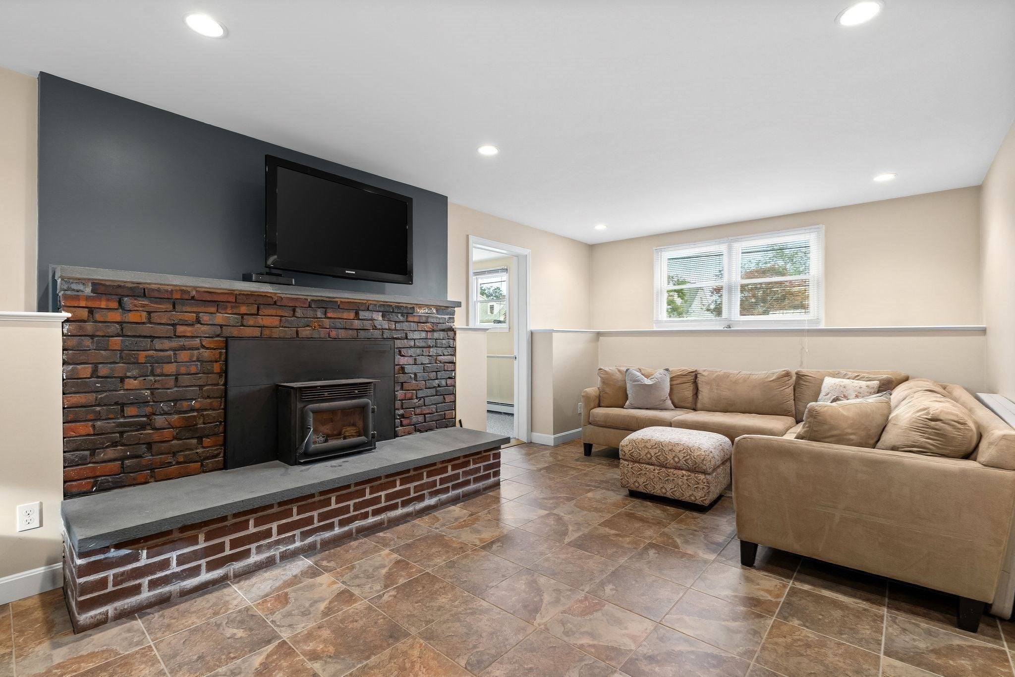 411 Newport Road, Hull, MA, 411 Newport Road, Hull, MA Photo #19
