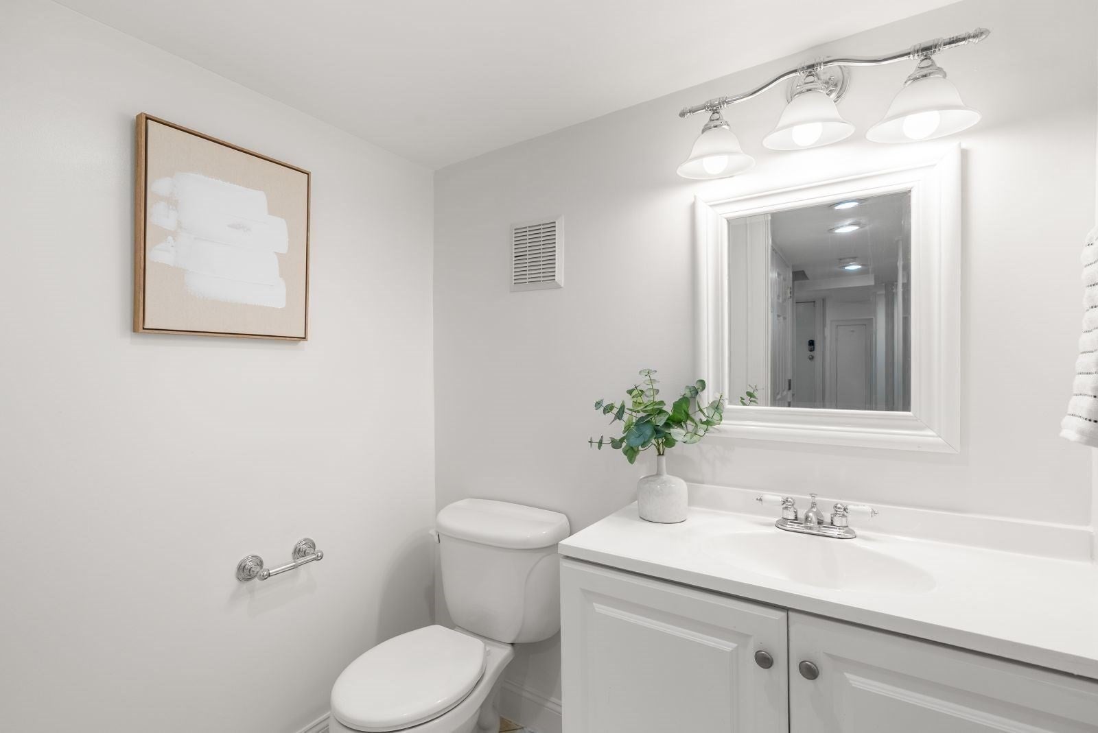 4 Concord Avenue, Boston, MA Photo #25