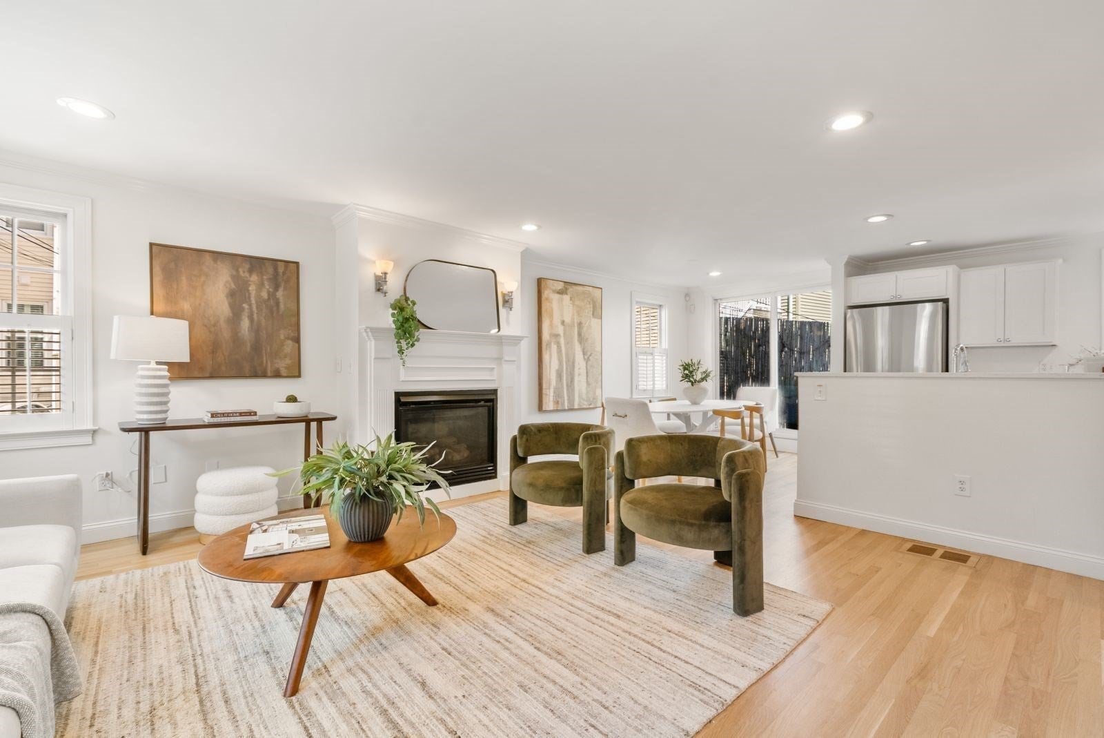 Photo of 4 Concord Avenue, Boston, MA