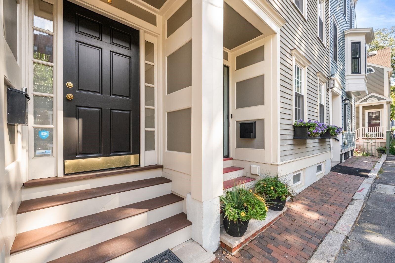 4 Concord Avenue, Boston, MA Photo #26