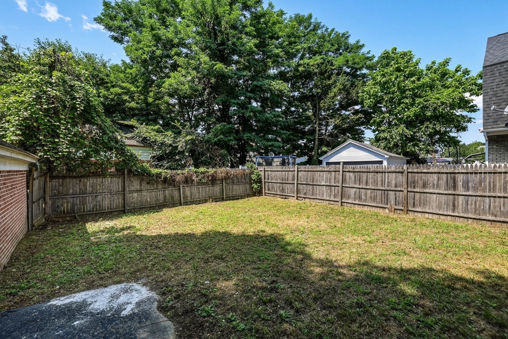 1200 Saint James Ave, Springfield, MA Photo #26