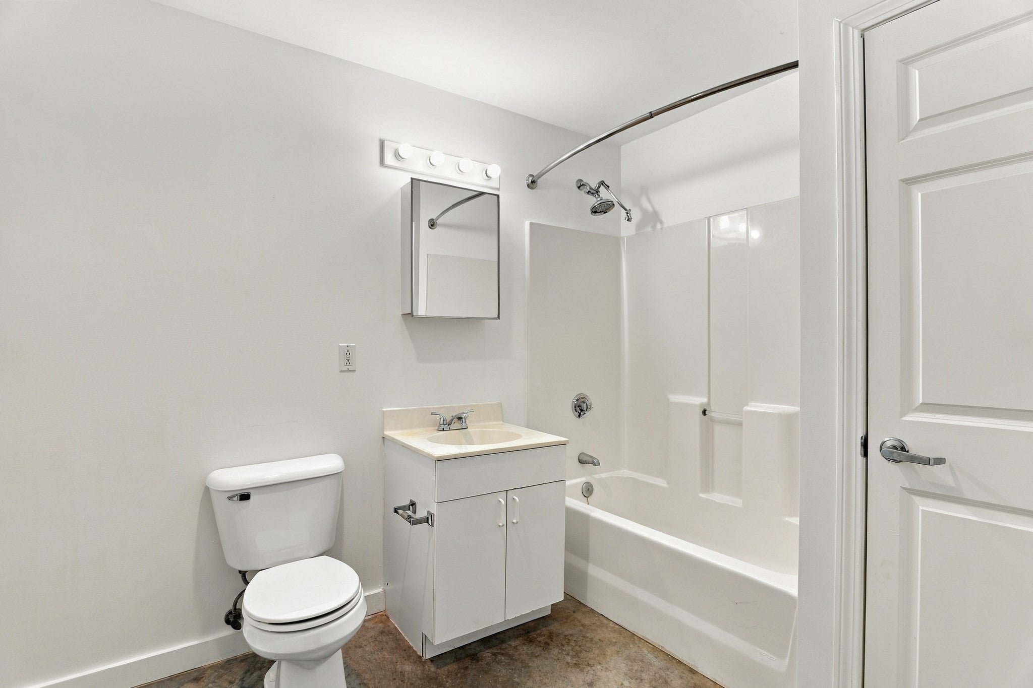 172 Middle Street #301, Lowell, MA, 172 Middle Street #301, Lowell, MA Photo #31