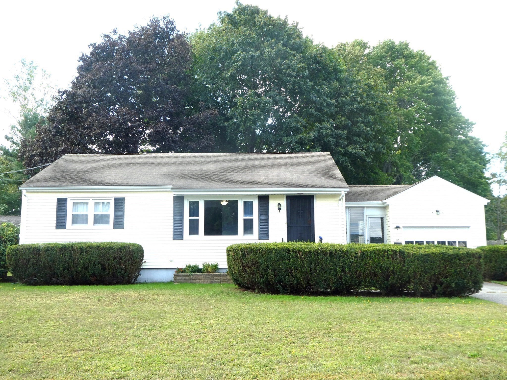113 Old Colony Avenue