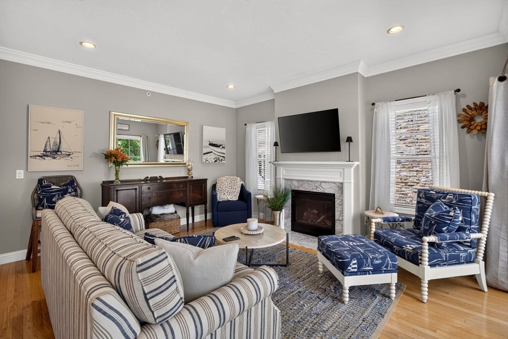53 Boatwrights Loop