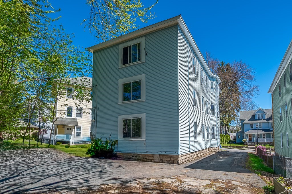 4 Courtland St