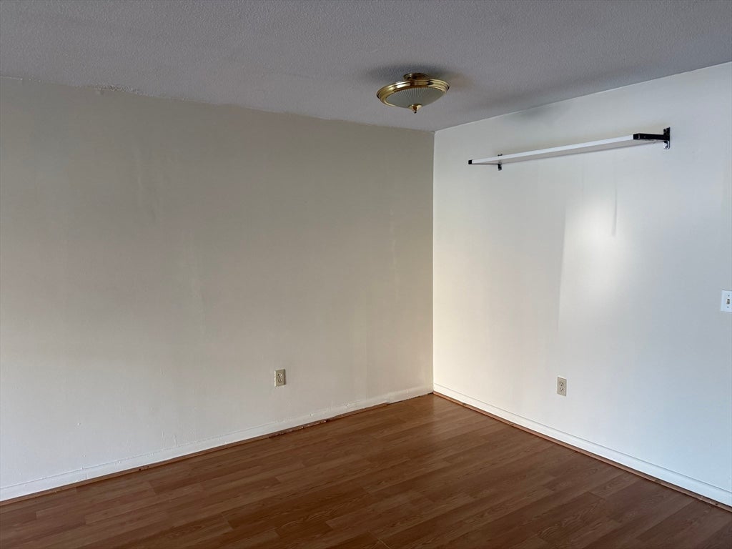 176 Maple Ave 1-5