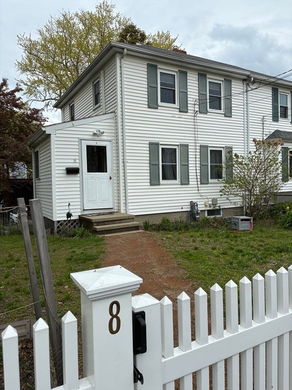 Click for 8 Marrigan St #1, Arlington, MA slideshow