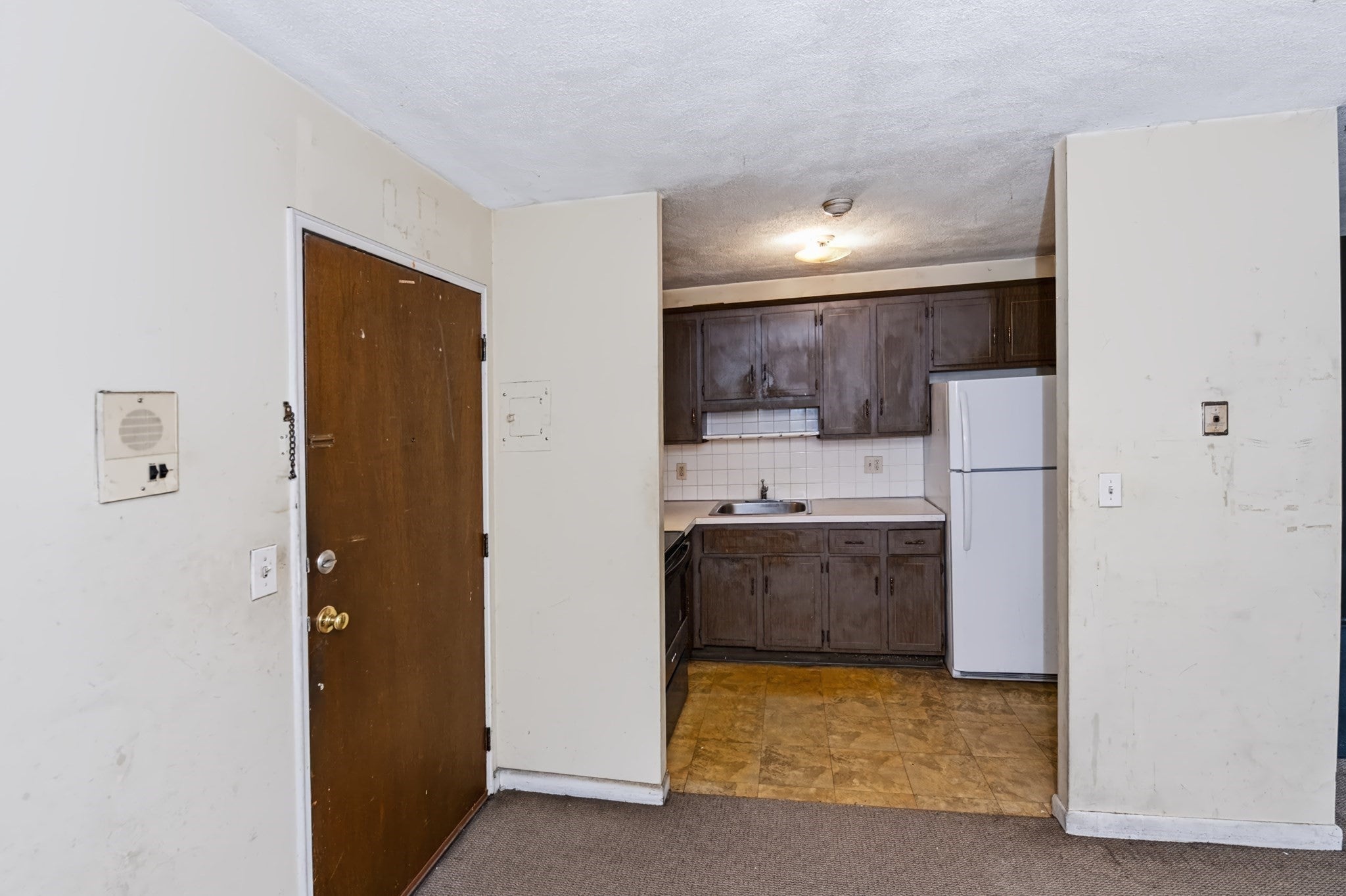 110 Boston Post Rd E 5