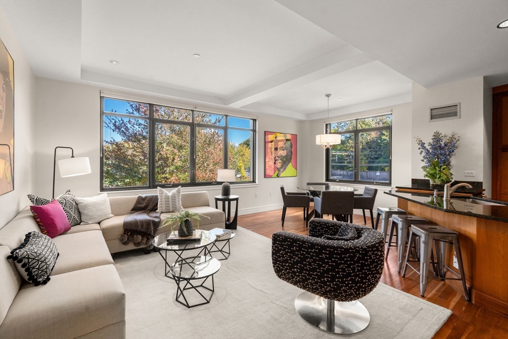 2400 Beacon St 112