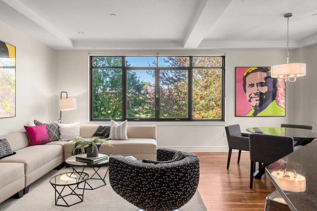 2400 Beacon St 112
