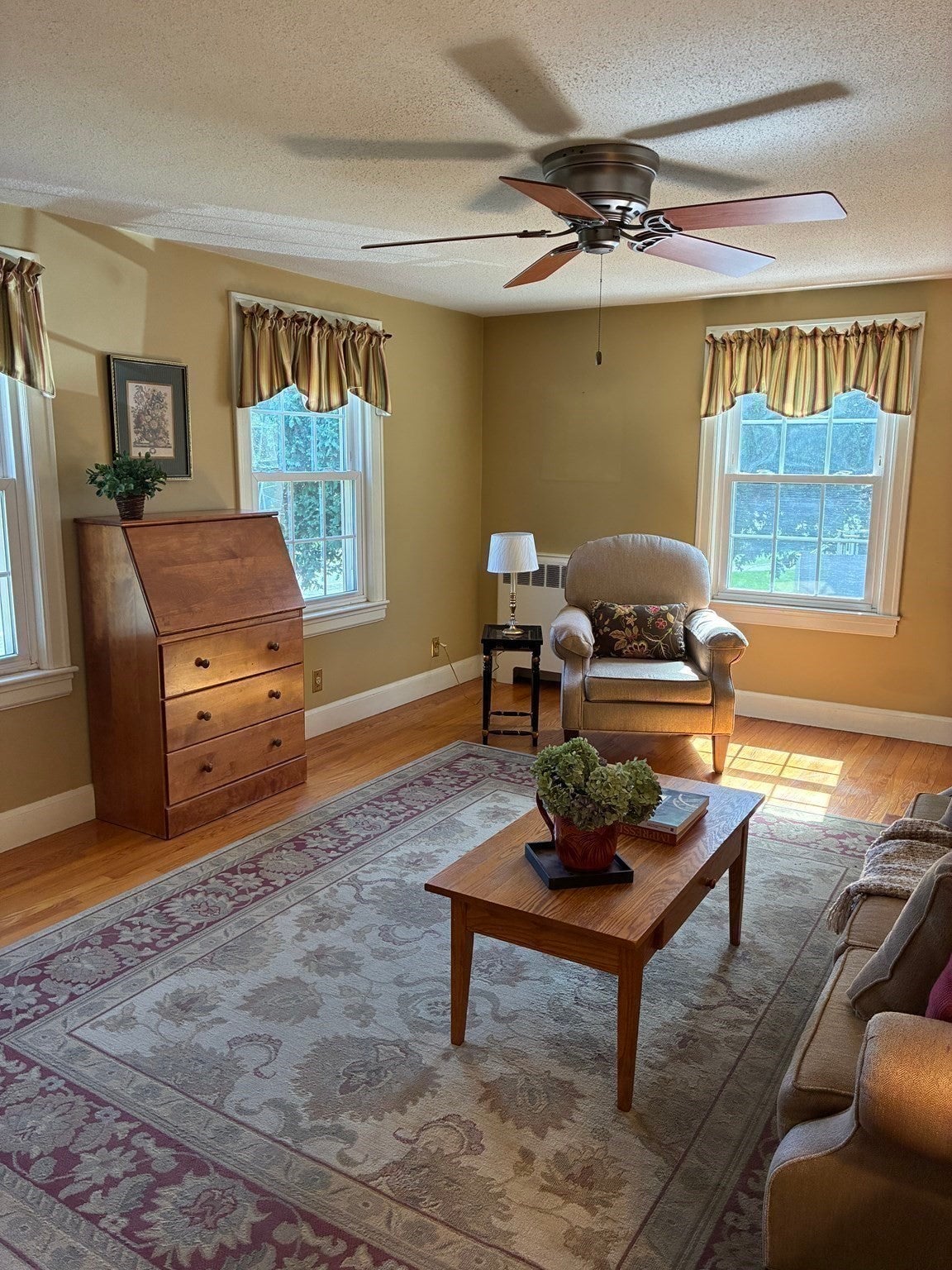 901 Homestead Avenue, Holyoke, MA Photo #4
