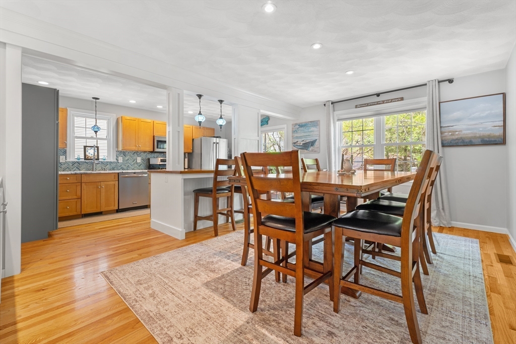 10 Riverview Way A