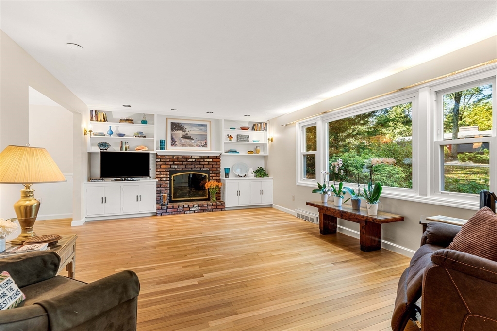 19 Smithshire Estates