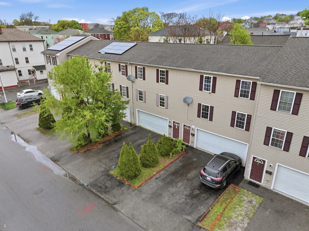 17 Bigelow St
