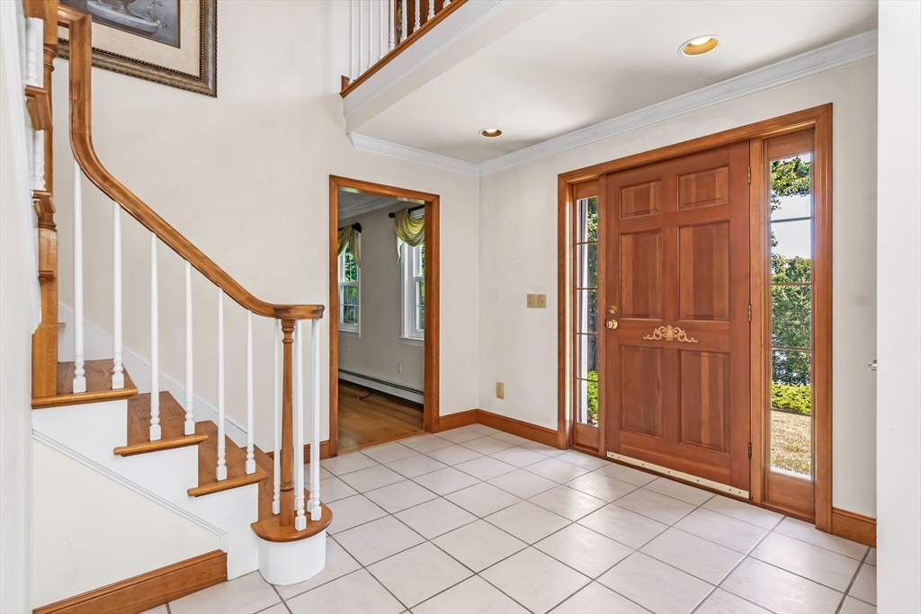 9 Holstein Dr
