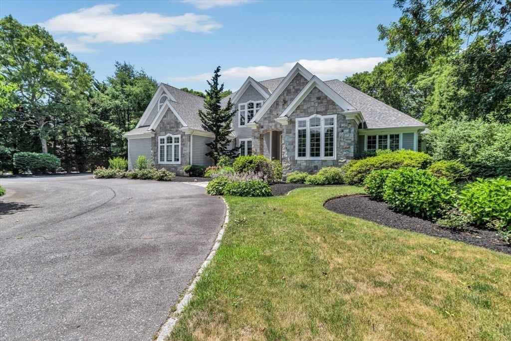 20 Eagle Dr