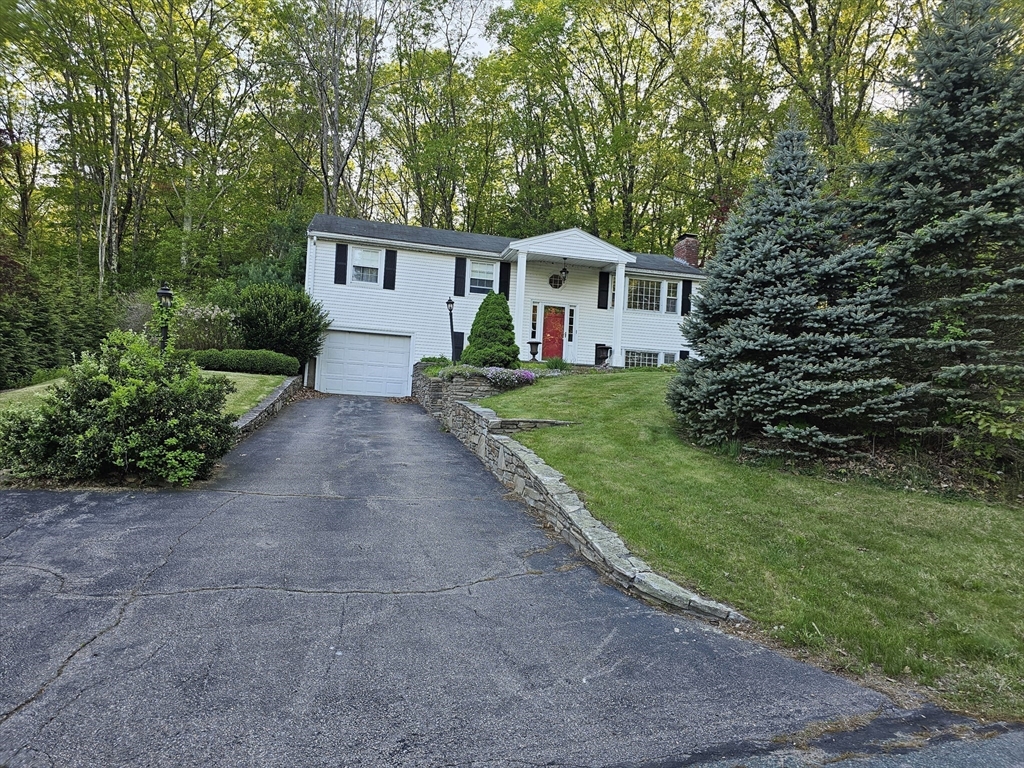 31 Greystone Rd
