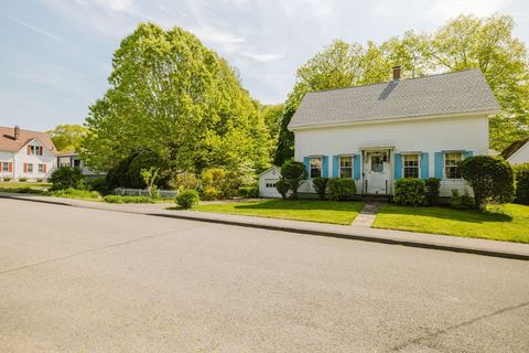 28 Anawan St Taunton MA 02780