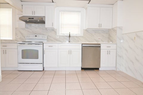 Photo of 114 Sagamore St #2, Quincy, MA 02171 (MLS # 73587071)